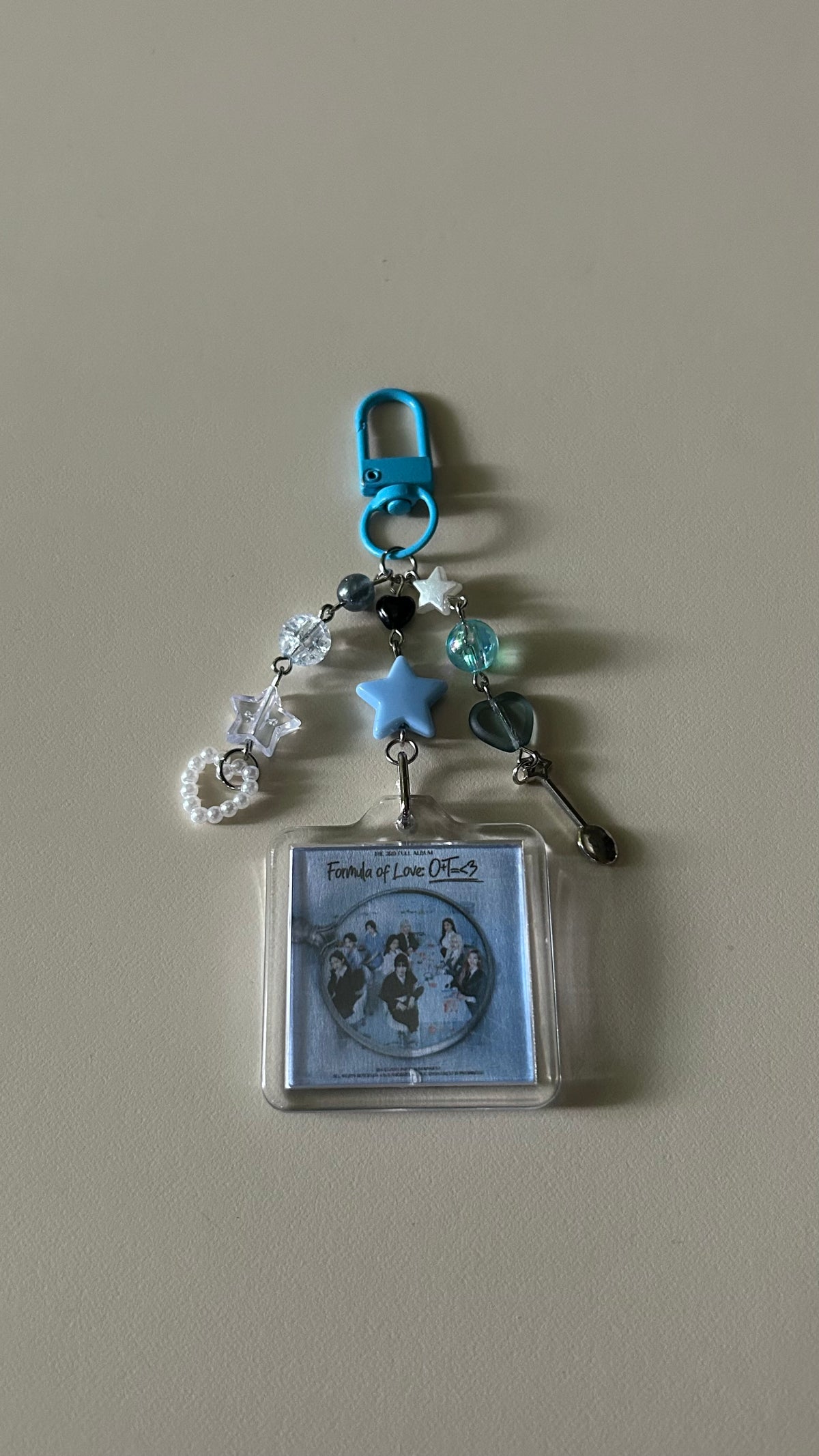 k-pop album keychains