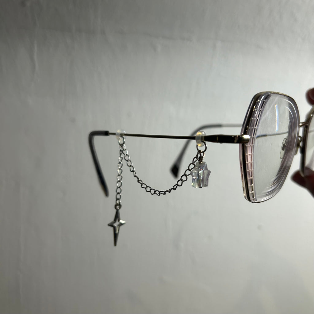 sparkle chain glasses charm